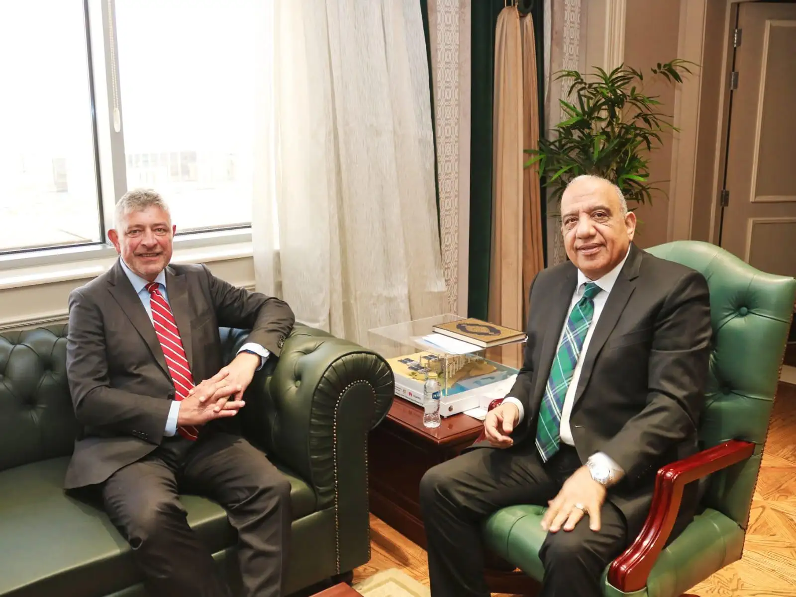 ''وزير الكهرباء'' يستقبل ''سفير الدانمارك بالقاهرة'' لبحث سبل دعم وتعزيز التعاون والفرص الاستثمارية فى مجالات الطاقات المتجددة