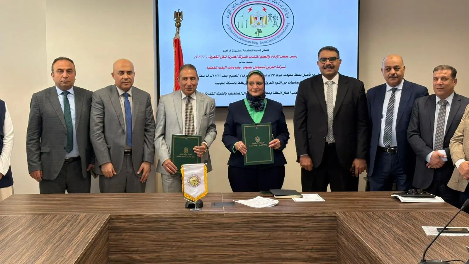 ''لنقل الكهرباء'' توقع عقداً مع ''الخرافي ناشيونال'' لتأهيل محطة محولات جرجا وتعزيز كفاءة الشبكة القومية
