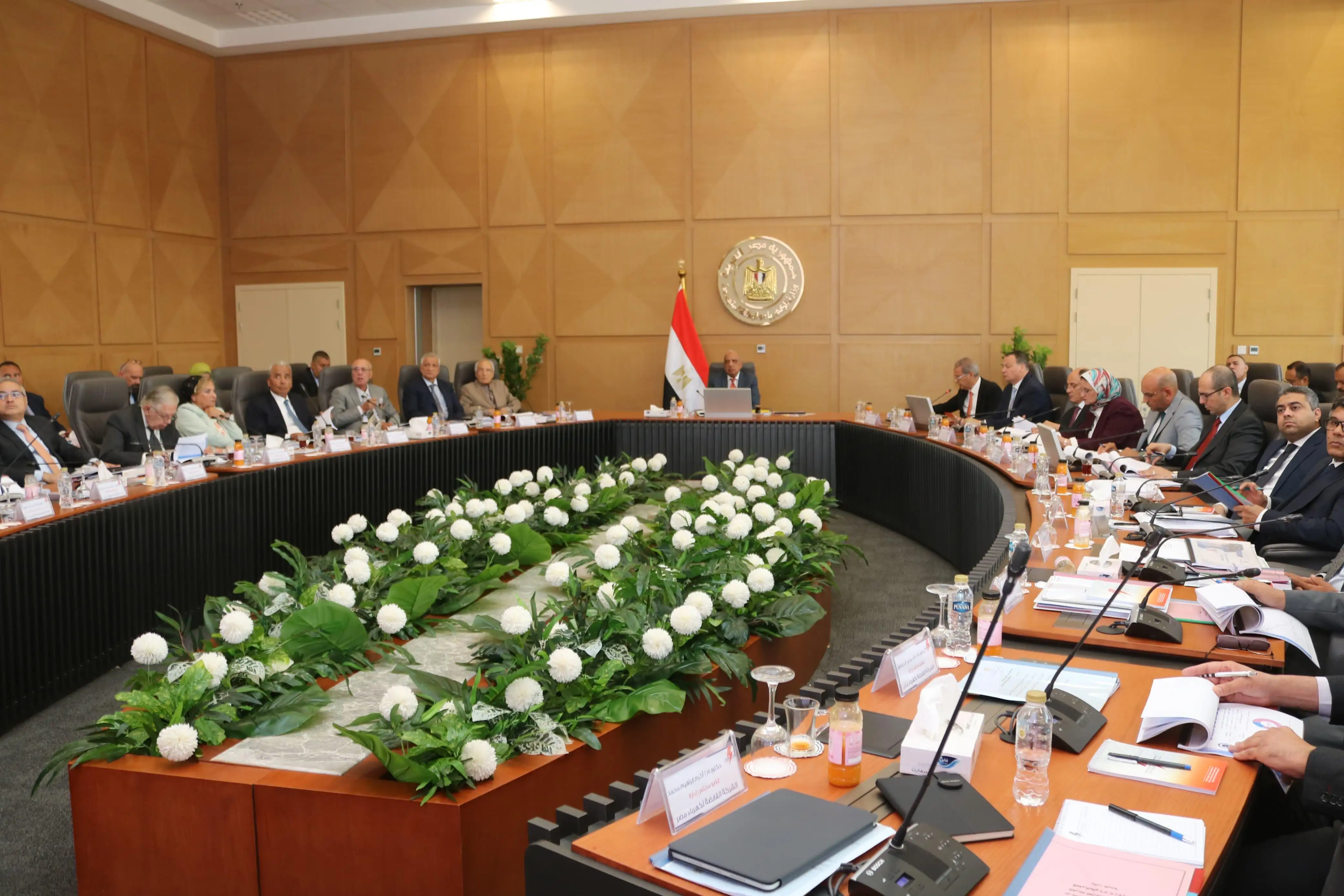 خلال ترأسه لأعمال الجمعية العامة للشركة القابضة لكهرباء مصر وشركاتها التابعة ''وزير الكهرباء'': 23,1 مليار جنيه حجم استثمارات مستهدفة و263 مليار ك.و.س طاقة مولدة وزيادة عدد المشتركين إلى 47 مليون