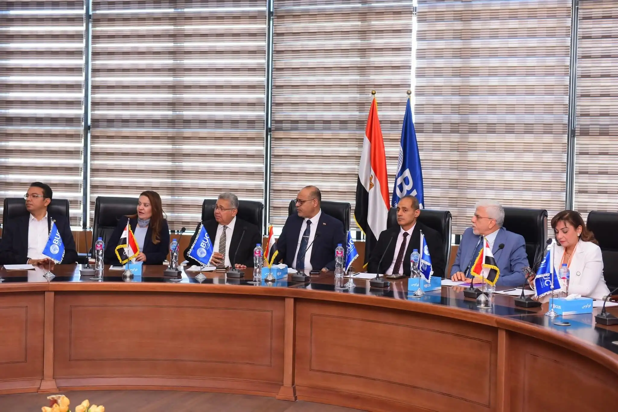 'وزير العمل' يُسلم شهادات إجتياز دورة تدريبية على مهنة 